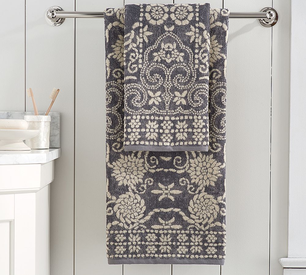 Indah Jacquard Towel