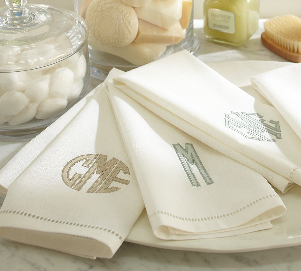 Linen Hemstitch Applique Guest Towel, Set of 2, White with Porcelain Blue Applique