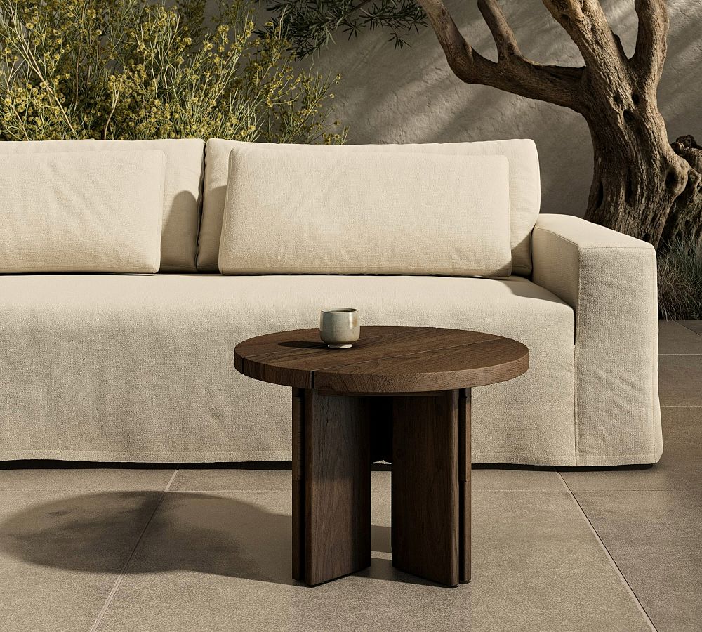 Robertson Teak Round Outdoor End Table (22&quot;)