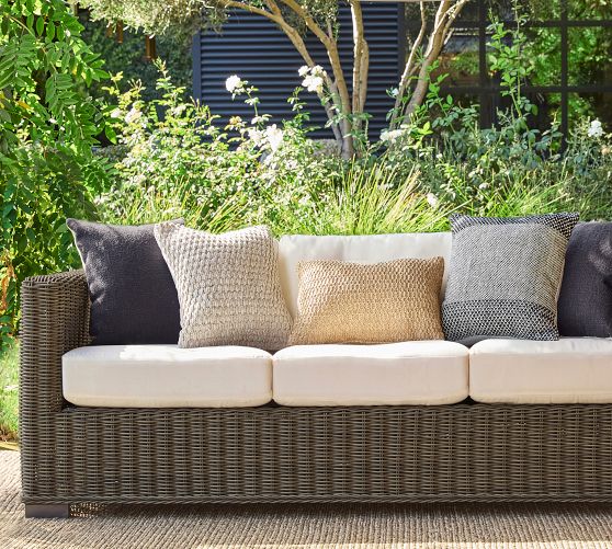 Get the Look: Understated Elegance