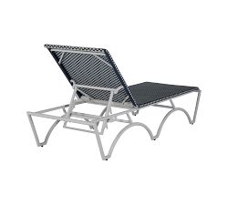 Linus Wicker Outdoor Chaise Lounge