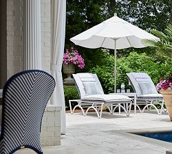 Linus Wicker Outdoor Chaise Lounge