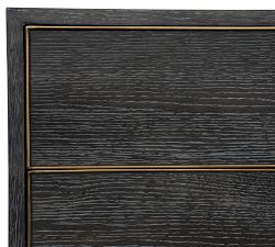 Barren 4-Drawer Chest (32&quot;w)