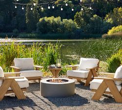 Modern Farmhouse Round Outdoor Side Table (20&quot;)