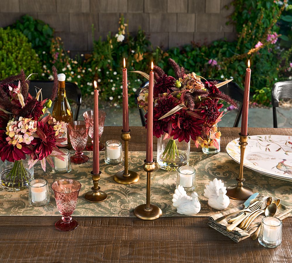 Stella Damask Organic Cotton Table Runner