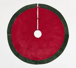 Classic Velvet Tree Skirt