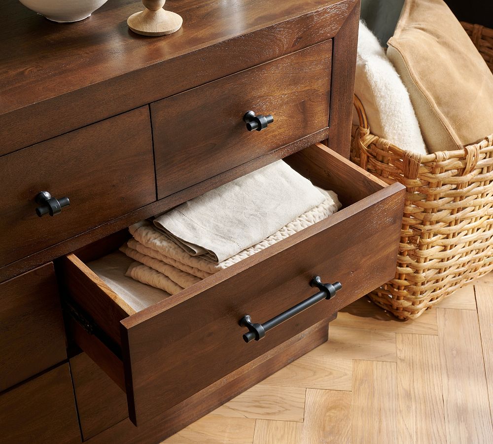 Oakleigh 7-Drawer Dresser (57") - Stylish Storage