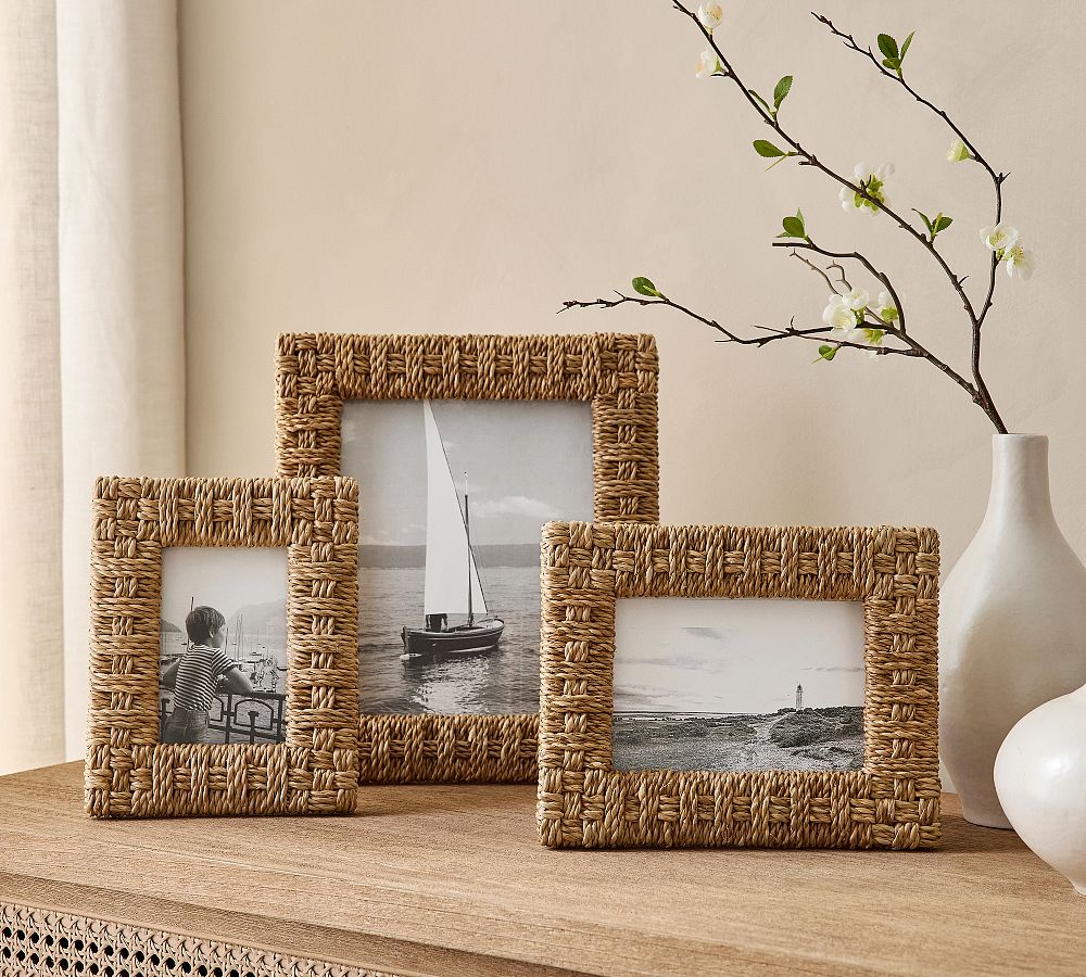Capitola Frames