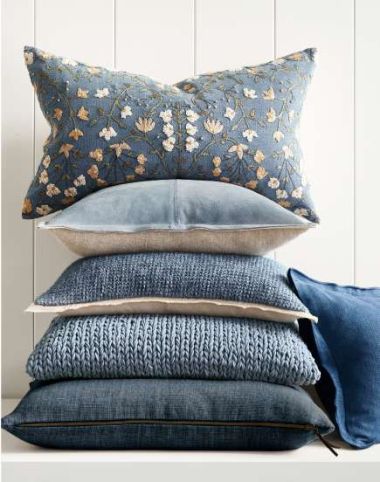 Pillows &amp; Throws