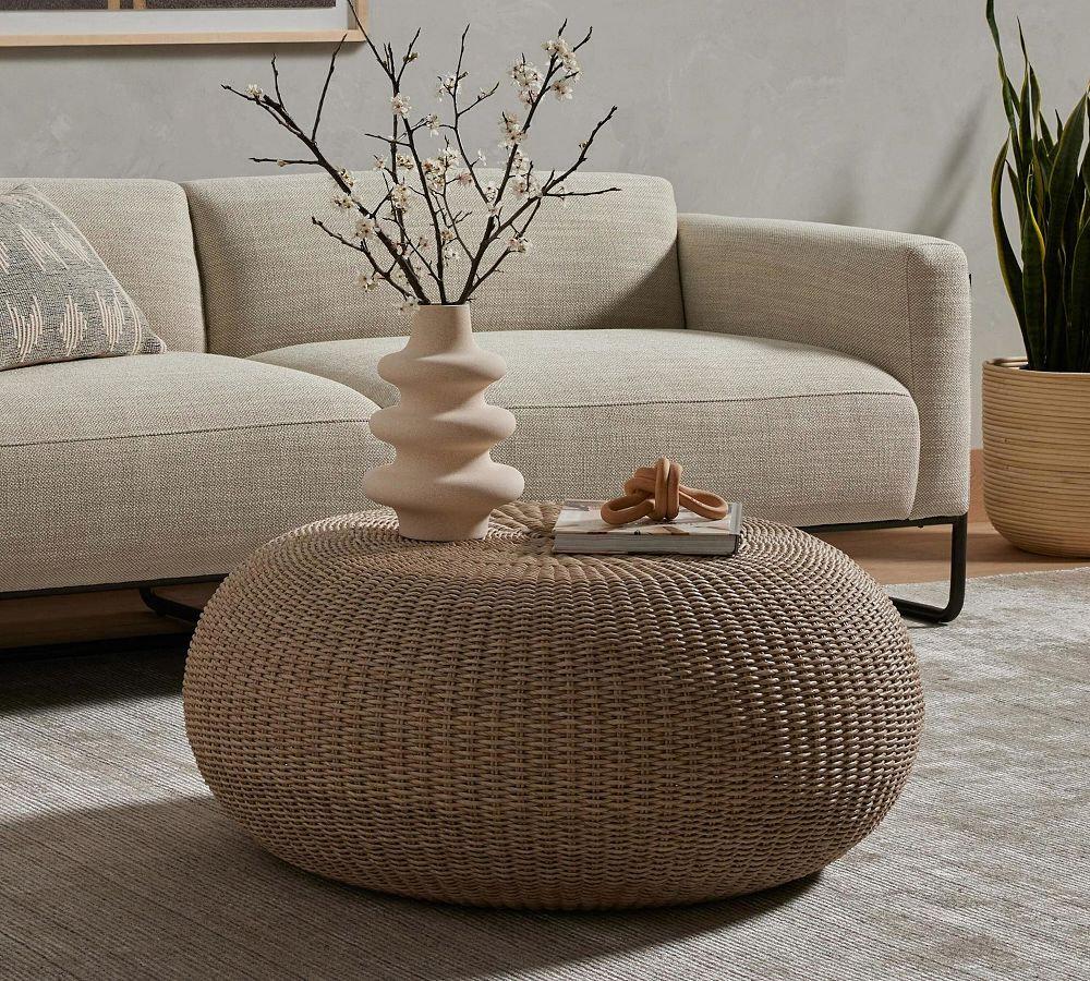 Round Rattan Round Coffee Table (36&quot;)