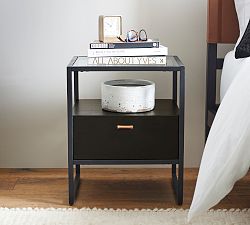 Hardy Nightstand