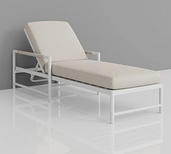 Halen Metal Outdoor Single Chaise Lounge