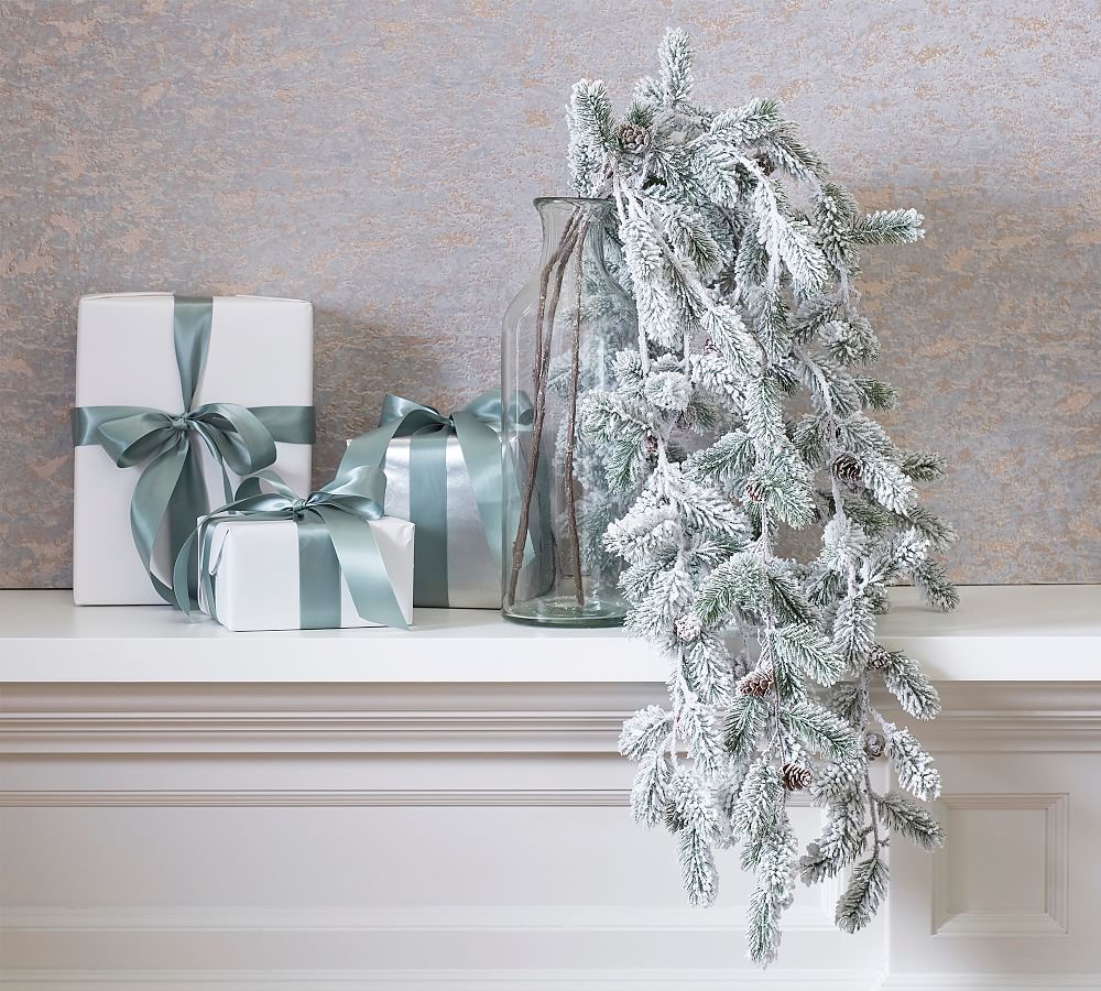Frosted Pine Pick, White