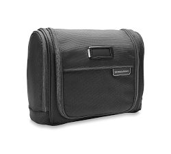 Briggs &amp; Riley Deluxe Hangable Kit