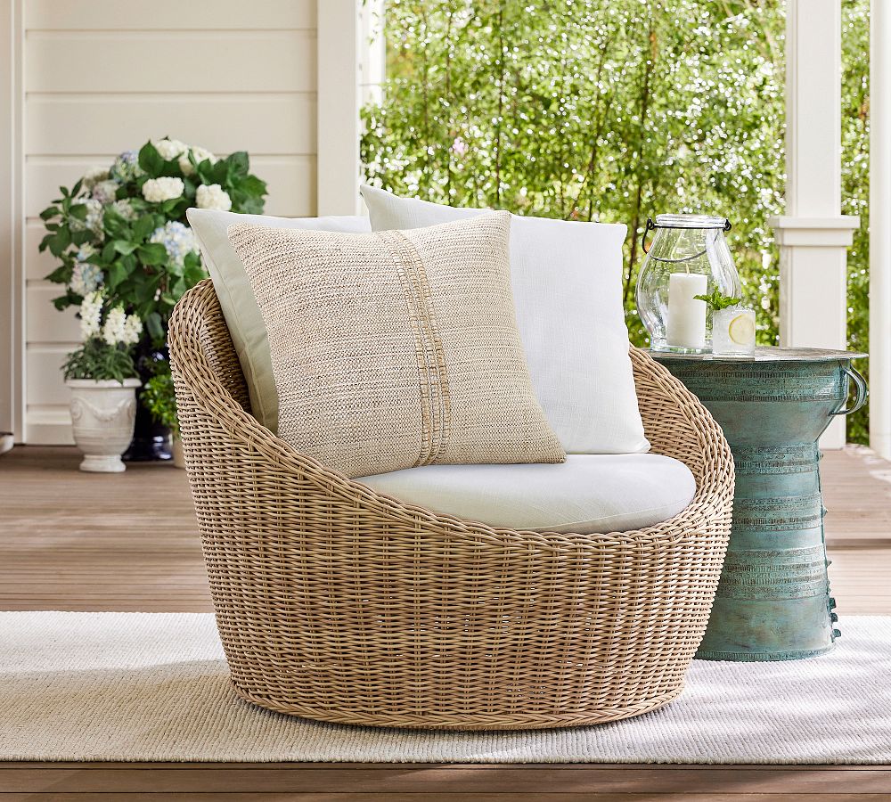 Huntington Wicker Swivel Papasan Outdoor Lounge Chair