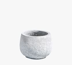 Kendra Planters