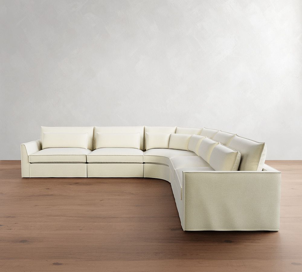 Westwood Fin Arm Deep Seat Flange Edge Slipcovered 5-Piece Curved Wedge Sectional (136&quot;)