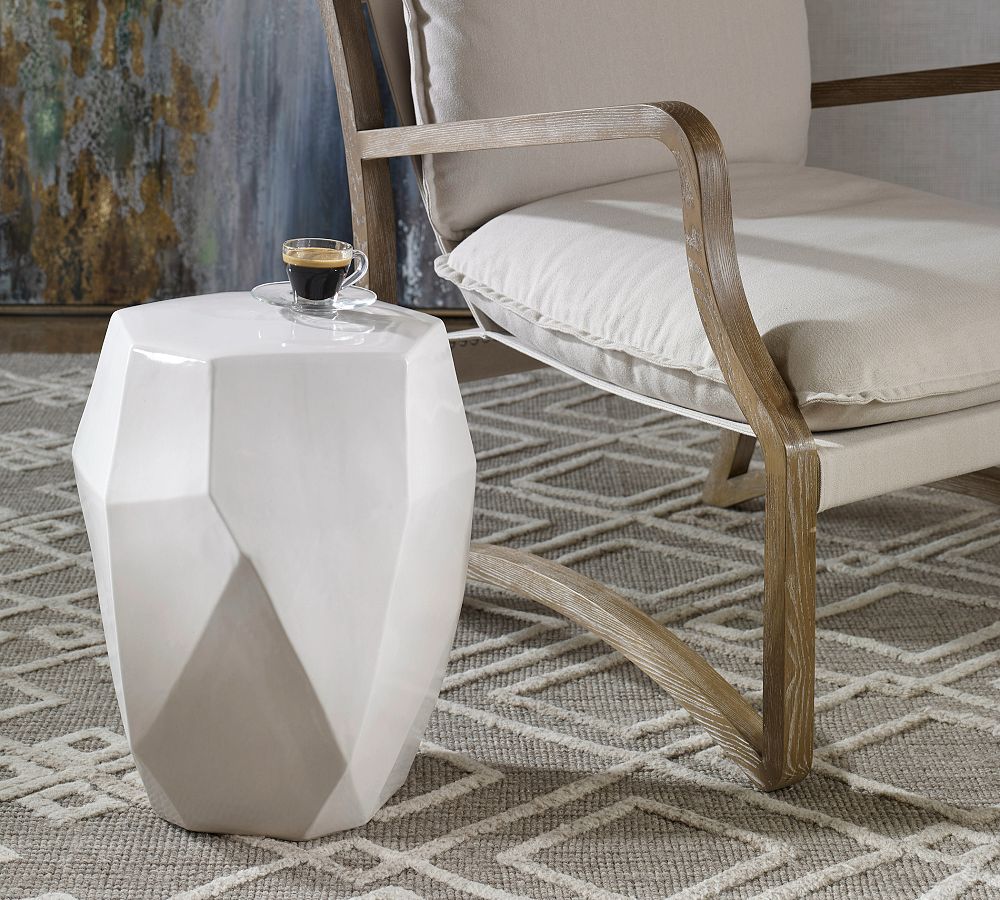 Spade Ceramic Accent Table (15&quot;)