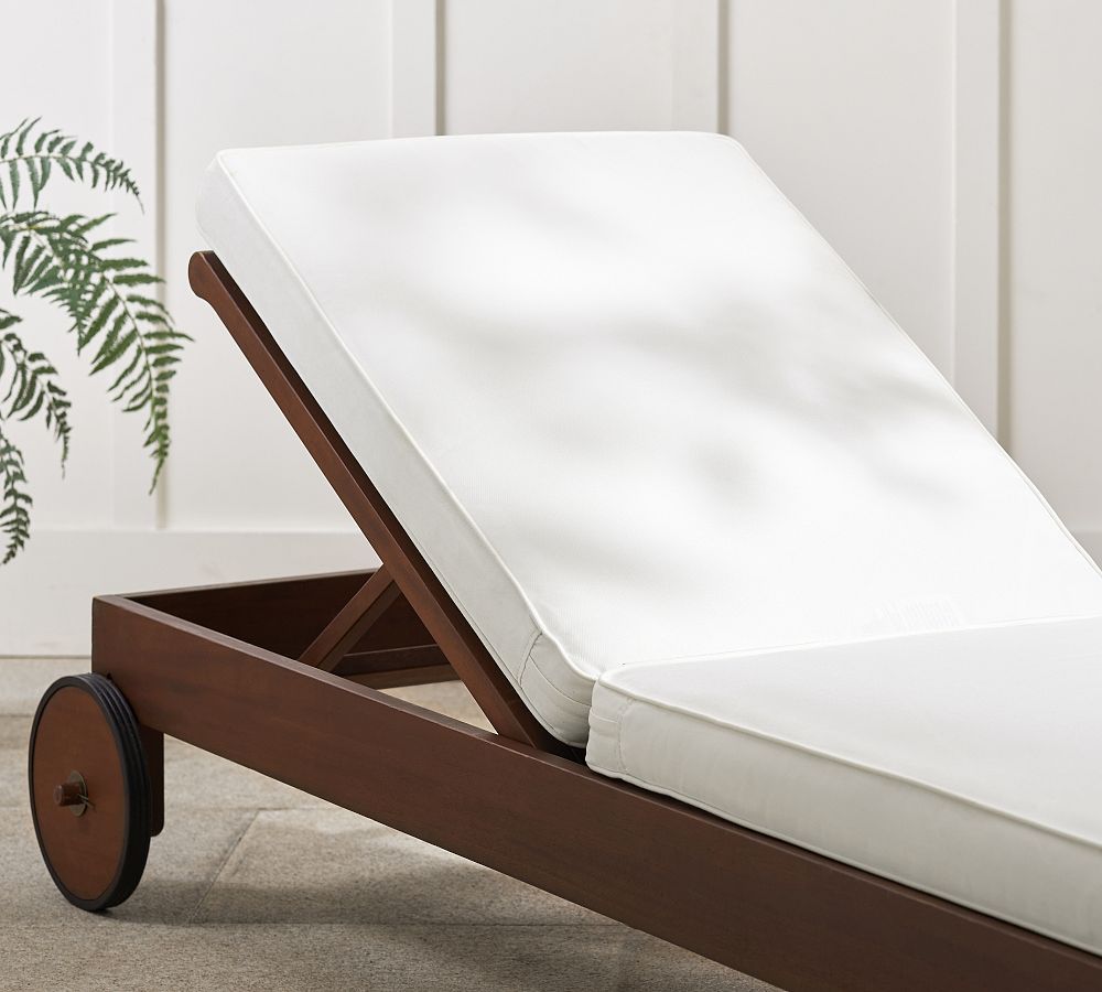 Piped Outdoor Chaise Cushion