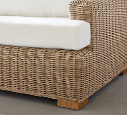 Huntington Wicker Slope Arm Outdoor Lounge Chair