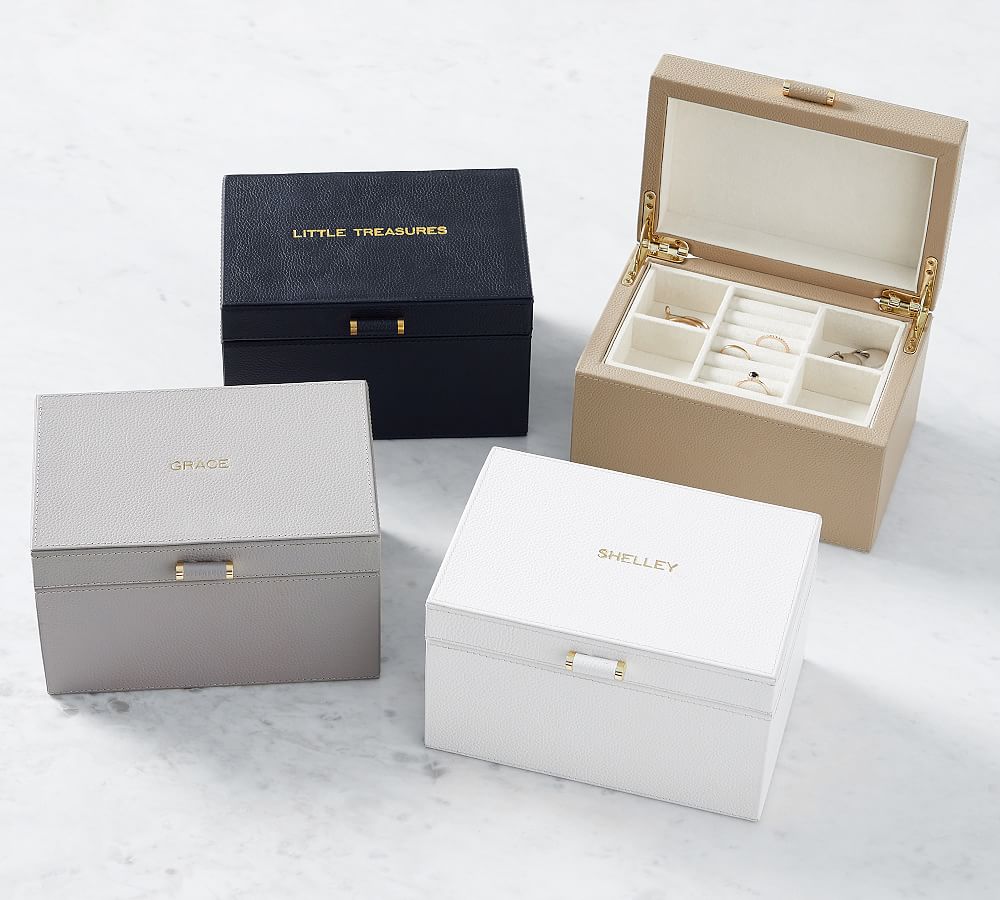 Quinn Small Leather Jewelry Box - Foil Debossed