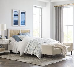 Aria Glass Table Lamp (23&quot;)
