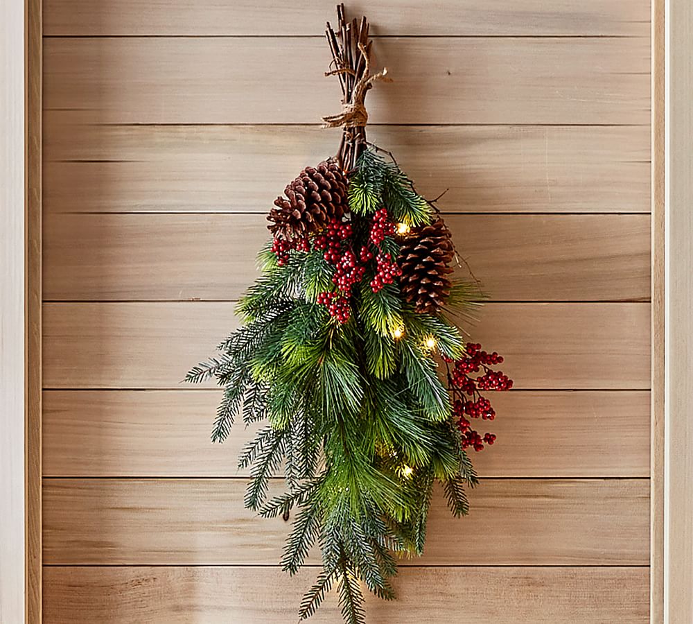 Lit Faux Red Berry &amp; Pine Swag