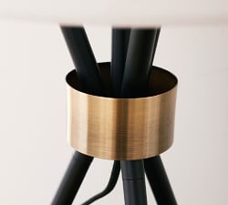 Joseph Table Lamp (21&quot;)