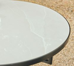 Verona Metal Round Outdoor Bistro Table (30&quot;)