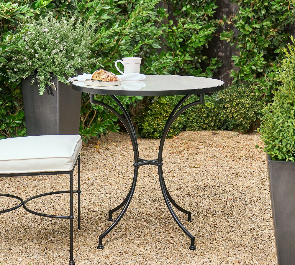 Verona Metal Round Outdoor Bistro Table (30&quot;)
