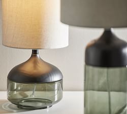 Stephe Glass Table Lamp (17&quot;- 23&quot;)