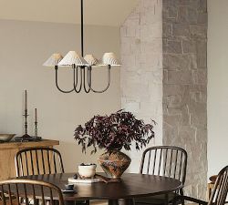 Candice Metal Round Chandelier (27&quot;)