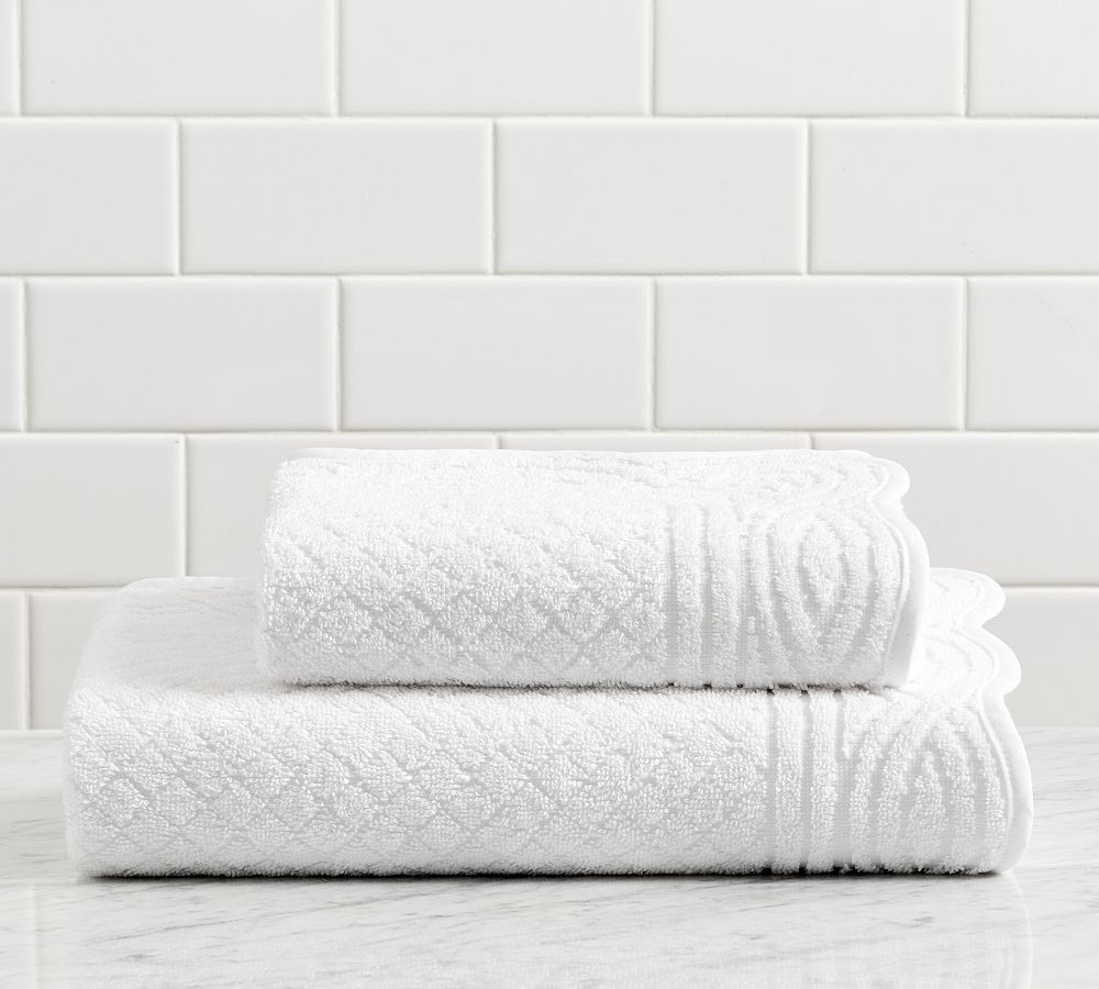 Heirloom Scalloped Towel