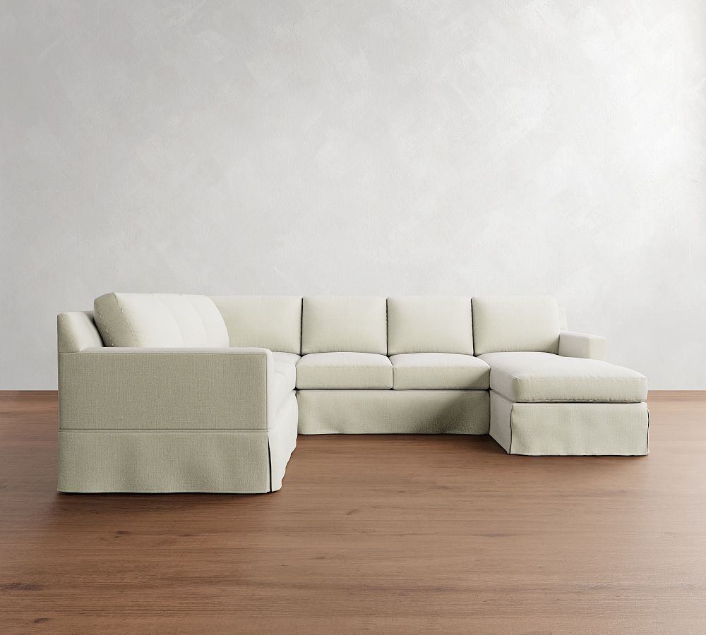 York Square Arm Slipcovered 4-Piece Chaise Sectional  (115&quot;)