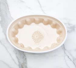 Handcrafted Ceramic Oval Baker