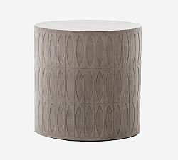 Woolf Concrete Round Outdoor End Table (20&quot;)
