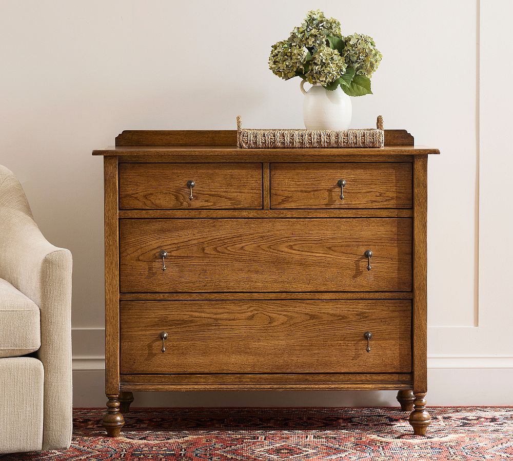 Summerville 4-Drawer Dresser (44&quot;)