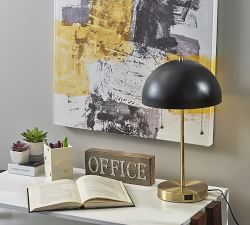 Rori Vintage Metal Table Lamp (18&quot;)