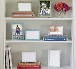 Wavy Enamel Frame