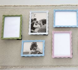 Wavy Enamel Frame
