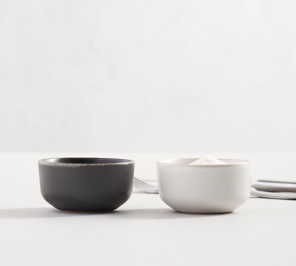 Mason Stoneware Salt &amp; Pepper Pinch Bowls - Set of 2