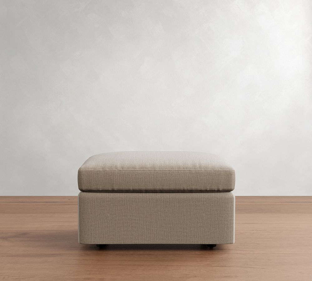 Reya Ottoman