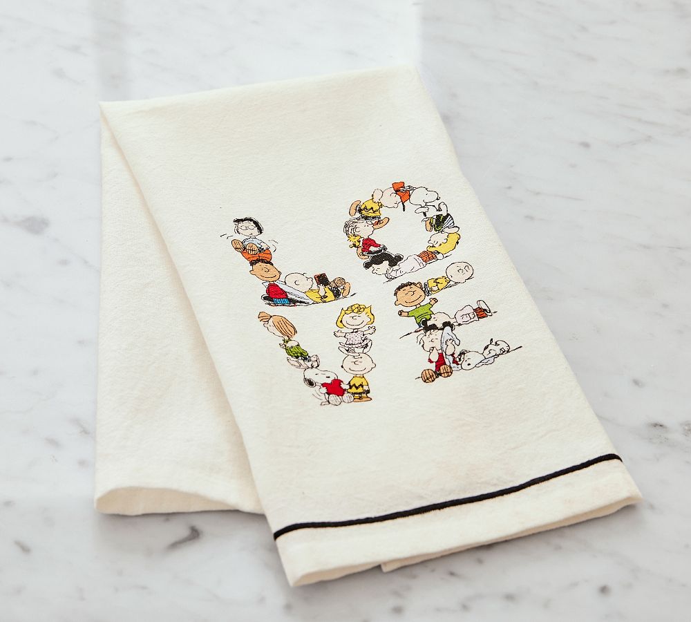 Peanuts&#8482; Love Guest Towel - Set of 2