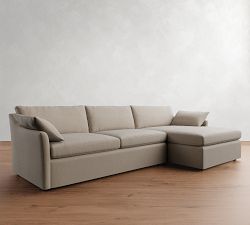 Reya Chaise Sectional (133&quot;)