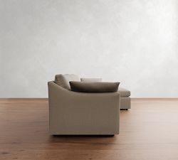 Reya Chaise Sectional (133&quot;)