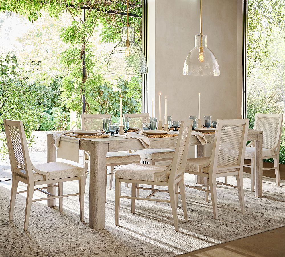 Aptos Extendable Dining Table (70&quot;-90&quot;)