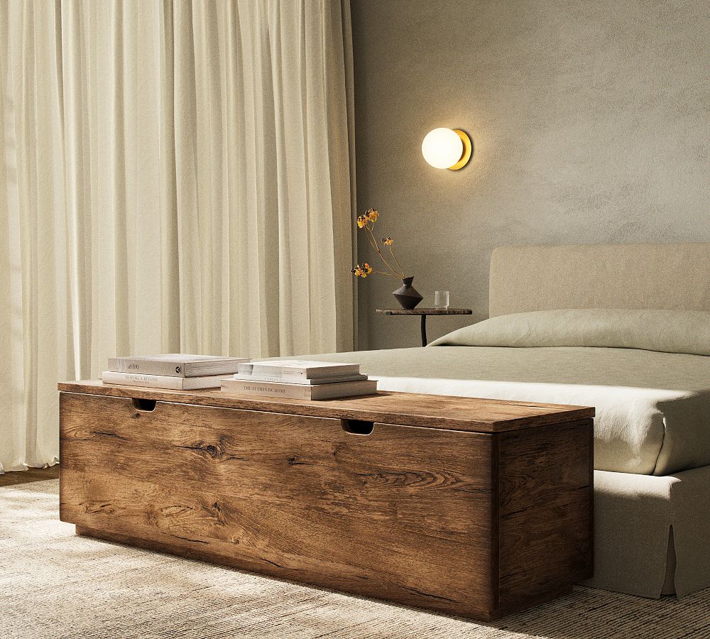 Parkview Reclaimed Wood Trunk (63.5&quot;)
