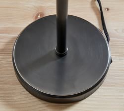 Dahlia Metal Articulating USB Task Table Lamp (28&quot;)