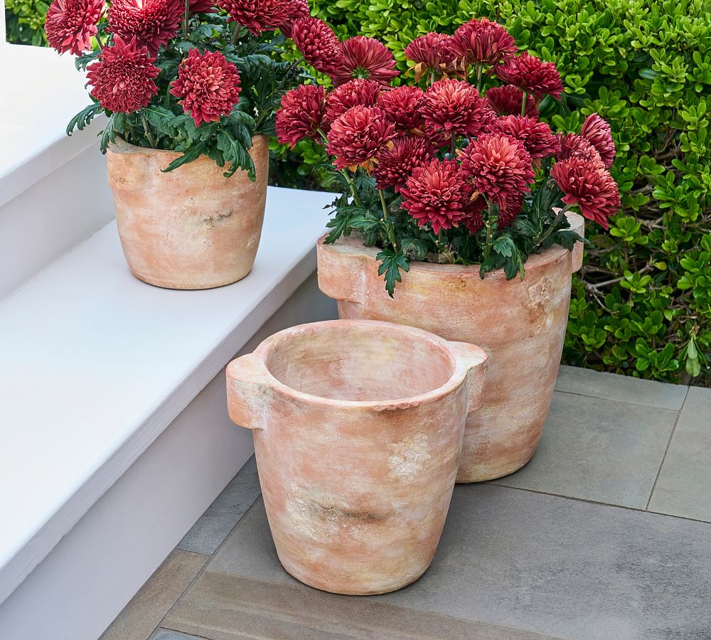 Cosa Terracotta Outdoor Planters