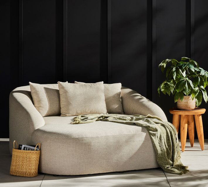 Xander Upholstered Round Outdoor Daybed Pottery Barn